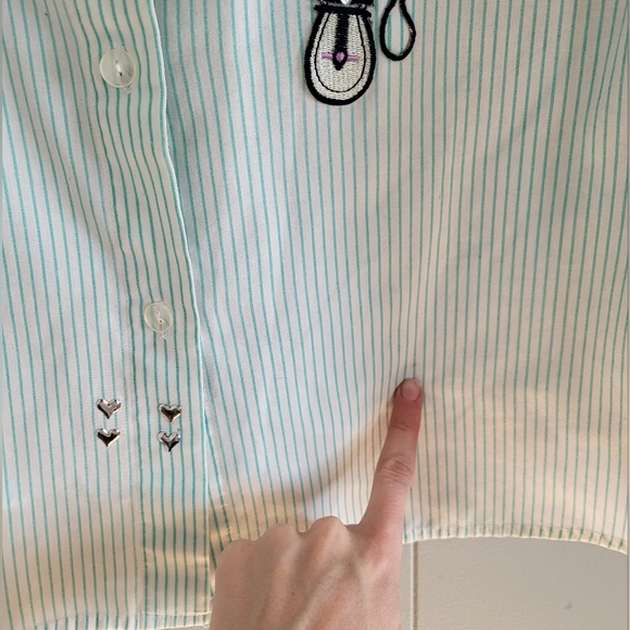 Striped Blouse Shopping Embroidered Designs Size: Large - Picture 4 of 5